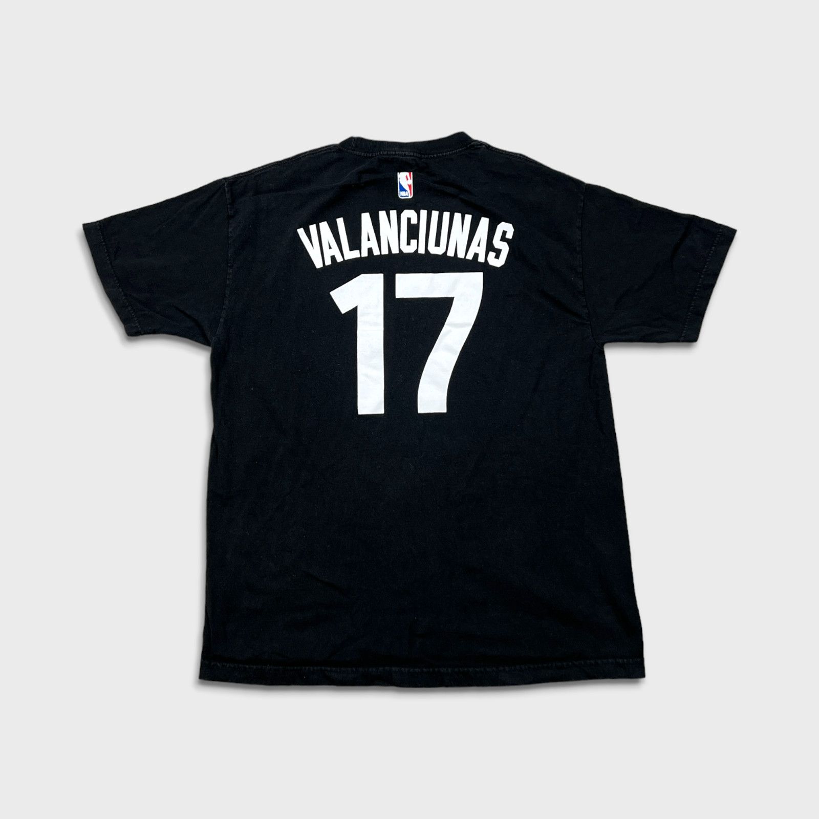 Adidas × NBA Adidas Toronto Raptors T Shirt Large Valanciunas NBA Tee Size US L / EU 52-54 / 3 - 3 Thumbnail