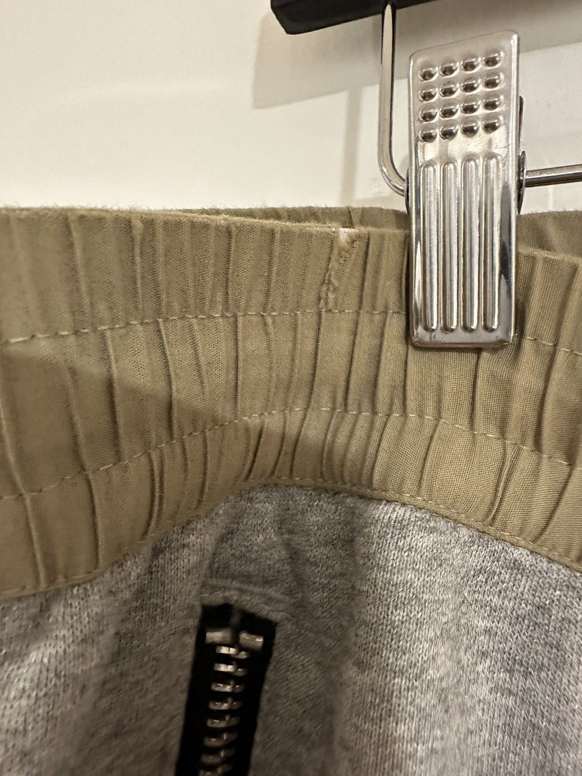 Essentials × FOG × Fear of God FOG essentials OG sweatpants Size US 34 / EU 50 - 6 Thumbnail