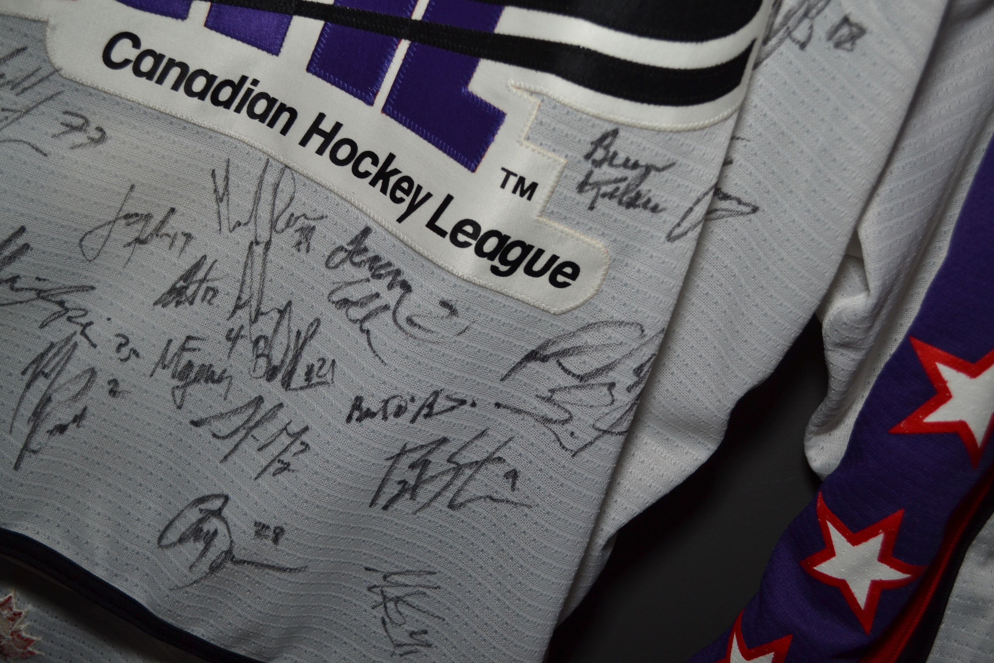 Nike × Vintage Nike CHL Top Prospects All-star Game Signed Hockey Jersey 54 Size US XL / EU 56 / 4 - 12 Thumbnail
