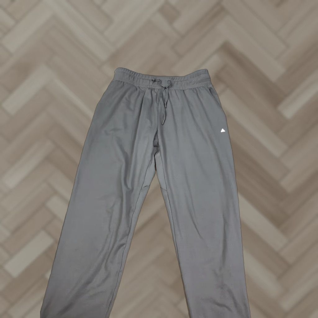 New Balance Balance Athletica Joggers Womens M Beige Activewear Athleisure New Balance Pants M Womens Beige Jogger Athletic Casual 8149 Size 32" / US 10 / IT 46 - 1 Thumbnail