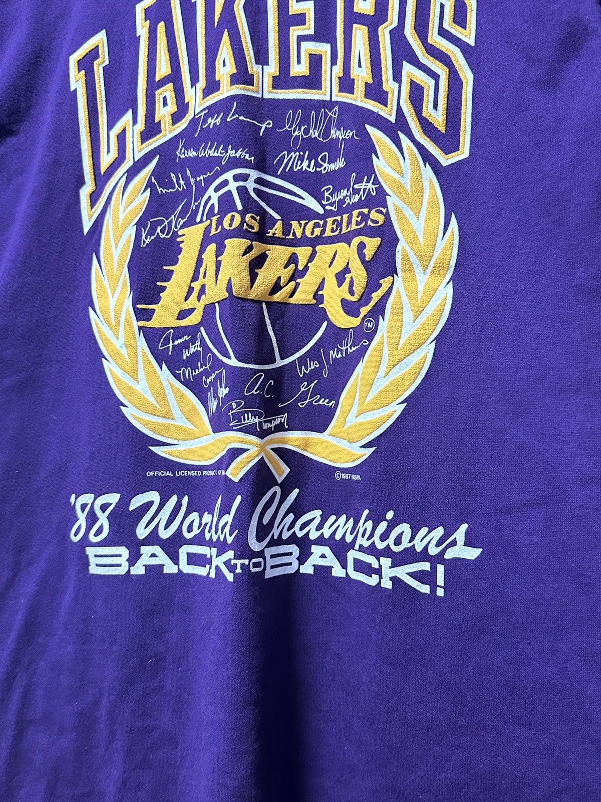 NBA × Vintage DeadStock 1988 Los Angeles Lakers World Champions T-Shirt Size US M / EU 48-50 / 2 - 8 Thumbnail