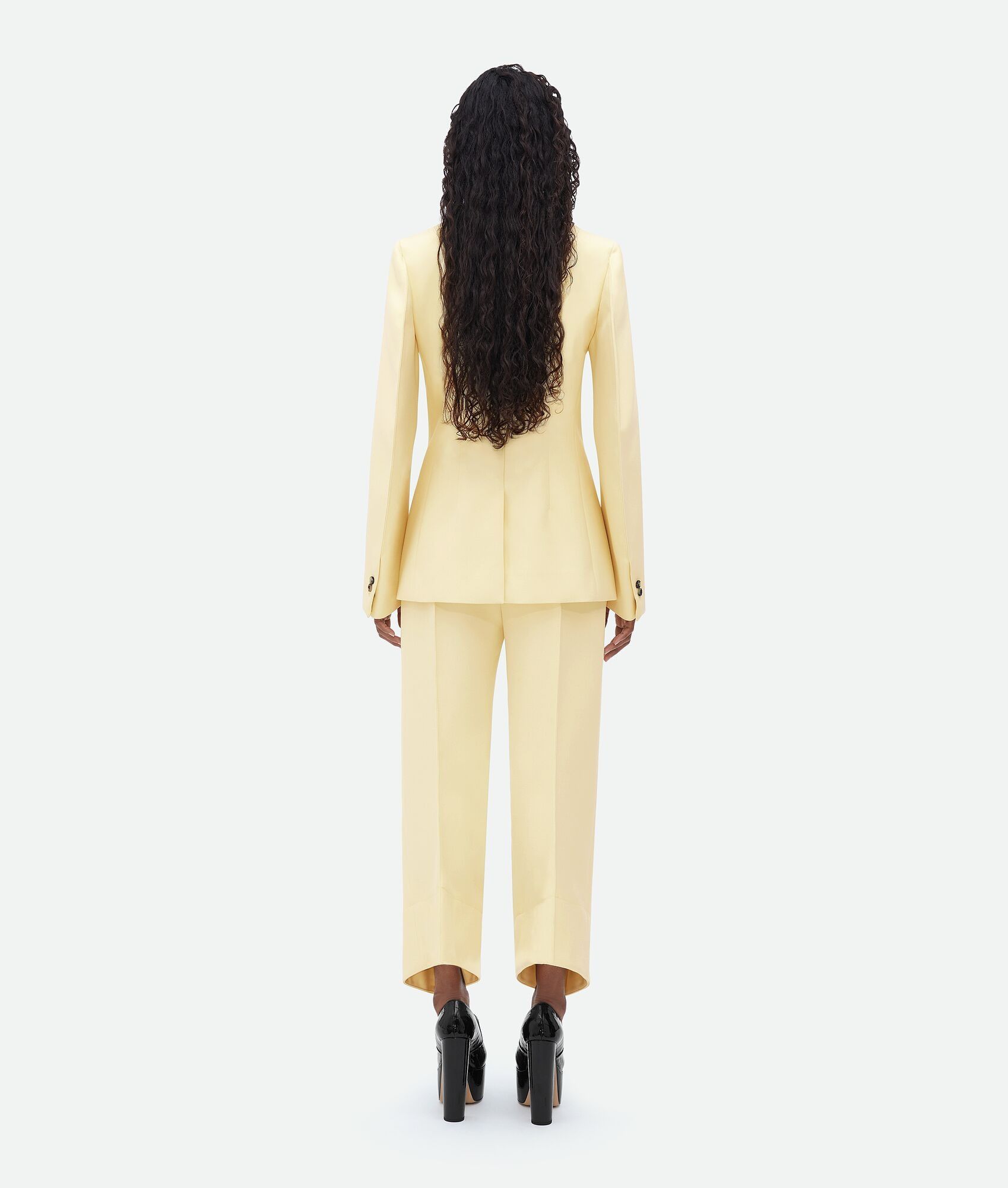 Bottega Veneta o1n1vont0325 Curved Sleeves Wool Compact Jacket in Chamomile Size M / US 6-8 / IT 42-44 - 3 Thumbnail