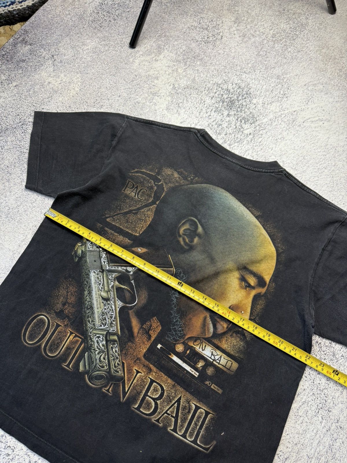 Vintage Vintage 2Pac Rap Tee Rock Tees 1996 Grail Very Rare Tee L Size US L / EU 52-54 / 3 - 22 Thumbnail