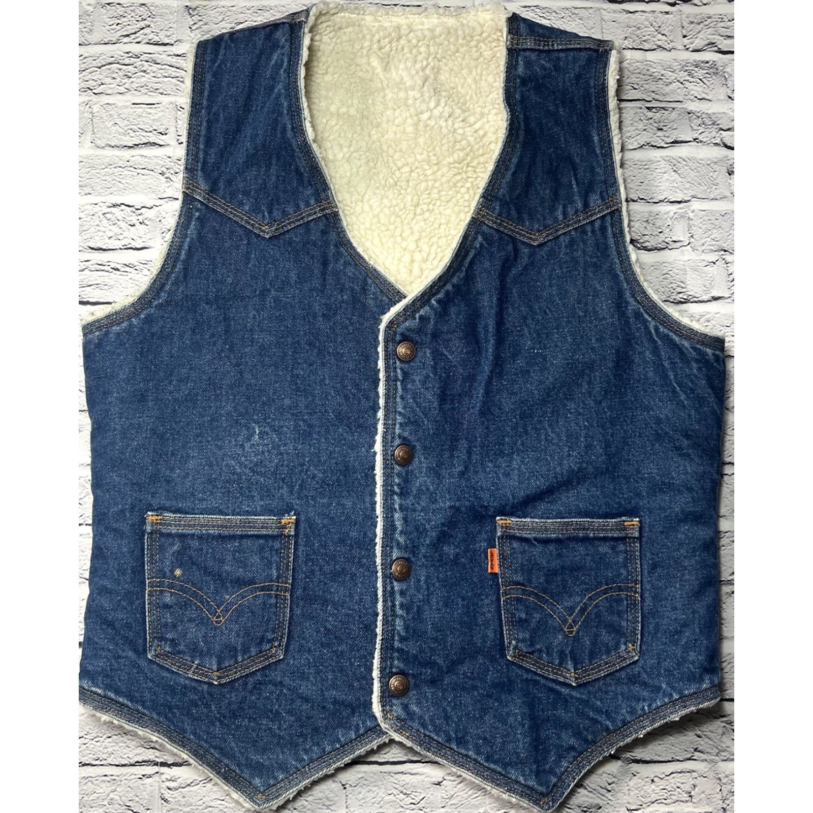 Levi's VINTAGE Levi's Orange Tab Sherpa Lined Denim Trucker Vest Unisex M Blue Cotton Denim Snap Vest 80s 90s Biker Retro USA Western Mens Womens Size US M / EU 48-50 / 2 - 2 Thumbnail