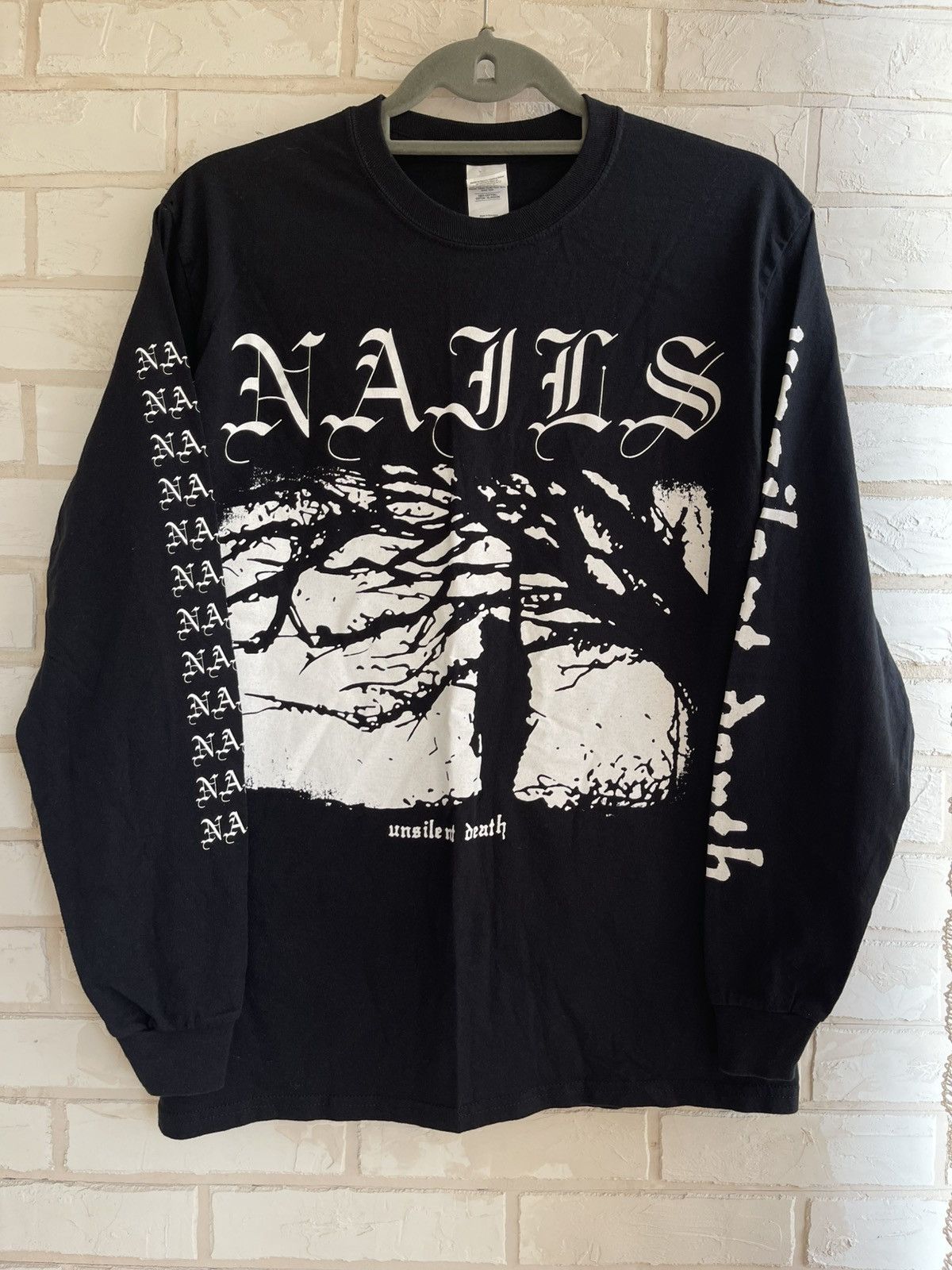 Band Tees Nails Unsilent Death long sleeve Size US M / EU 48-50 / 2 - 1 Thumbnail