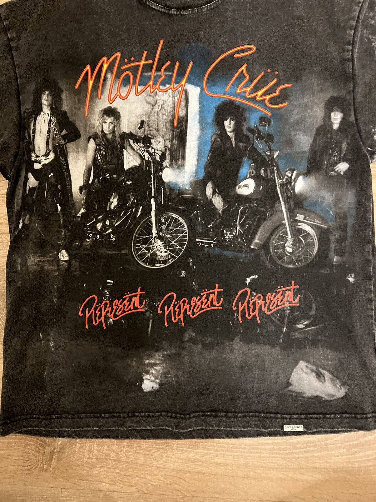 Japanese Brand × Vintage Motley crue band t shirt Size US L / EU 52-54 / 3 - 5 Thumbnail
