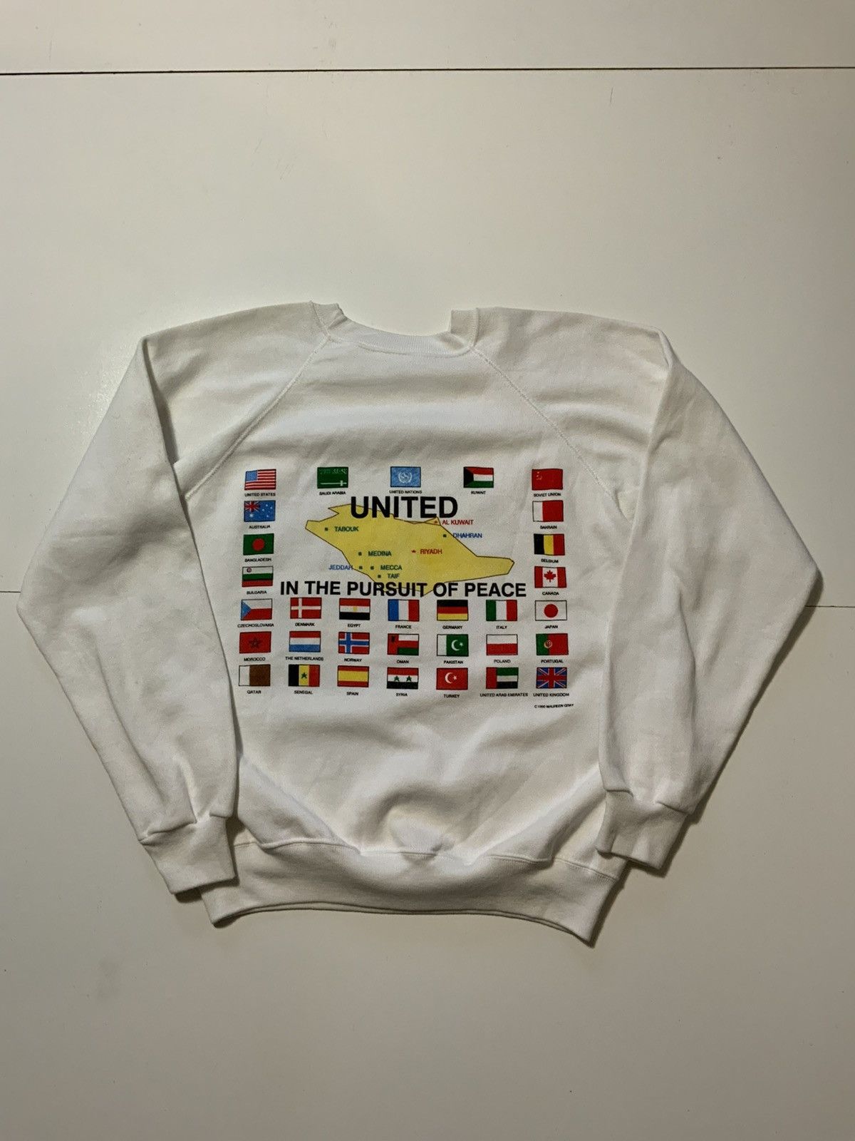 Vintage 1990 Operation Desert Storm Pursuit Peace Flags Sweatshirt Size US L / EU 52-54 / 3 - 2 Thumbnail