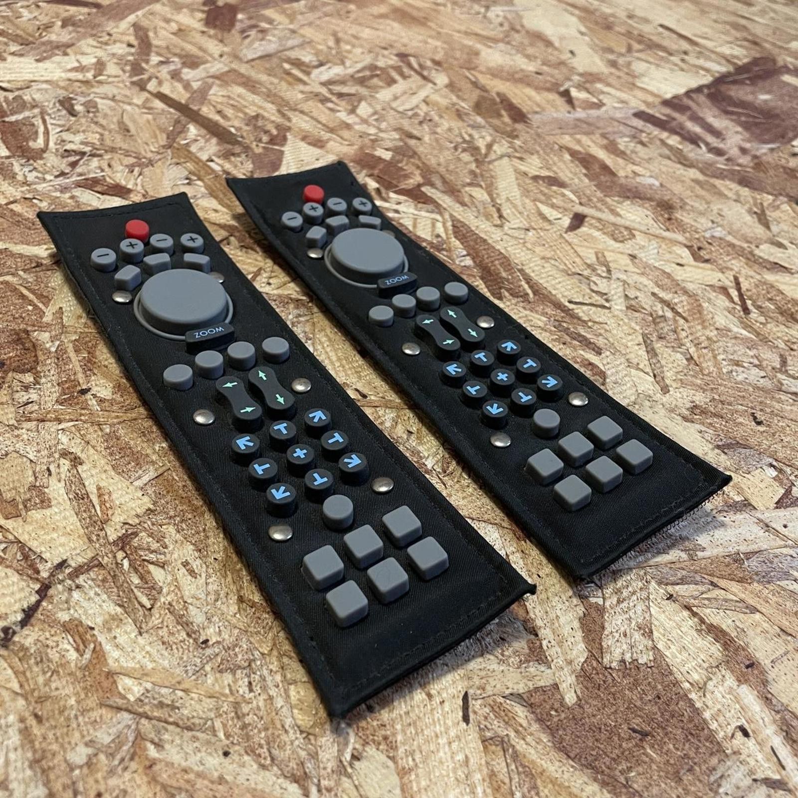 Fotus [90s Japanese] • : Vintage TV remote Velcro attachments Size ONE SIZE - 2 Thumbnail