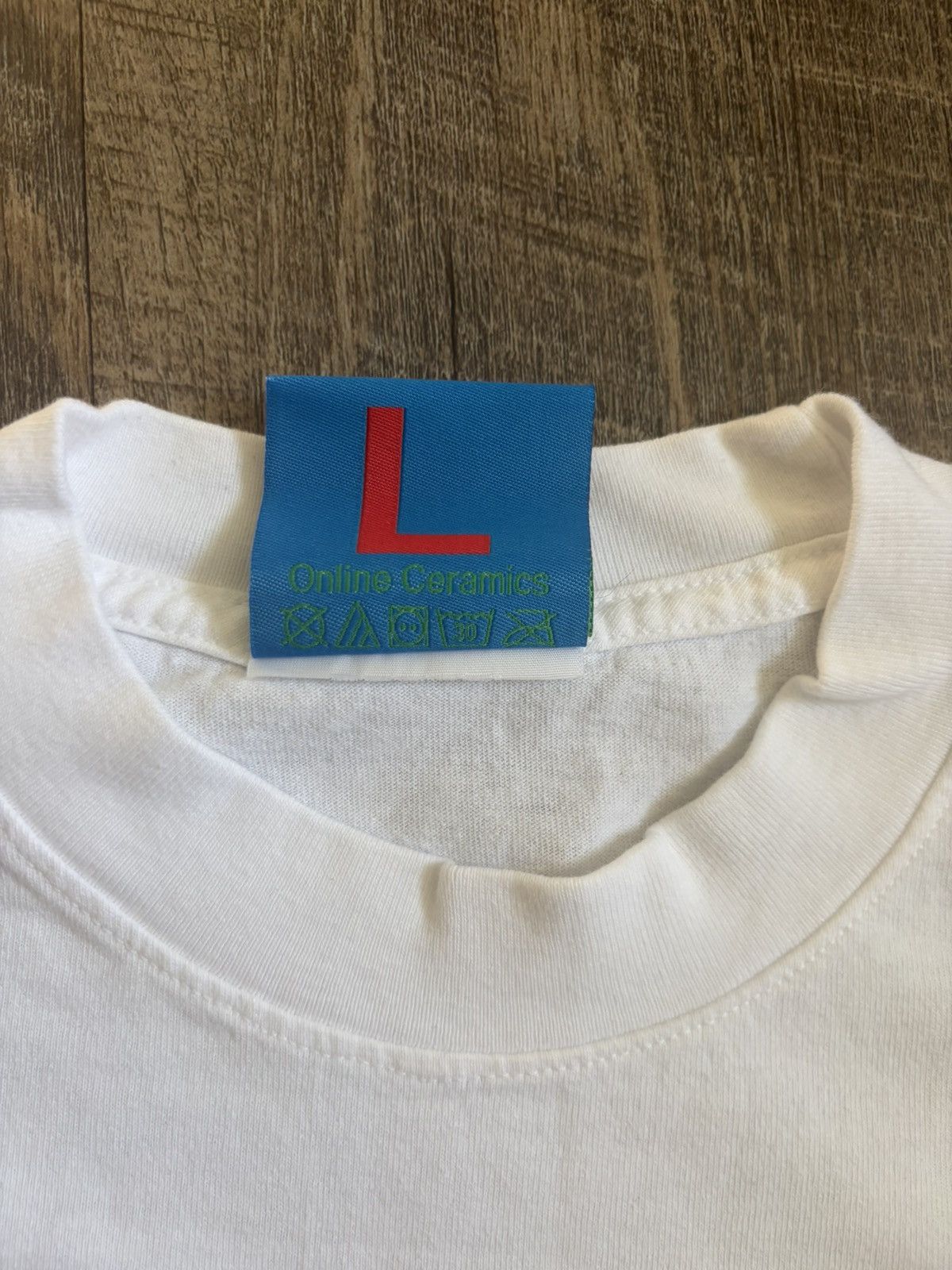 Online Ceramics Online Ceramics Strawberry Shirt Size US L / EU 52-54 / 3 - 2 Thumbnail