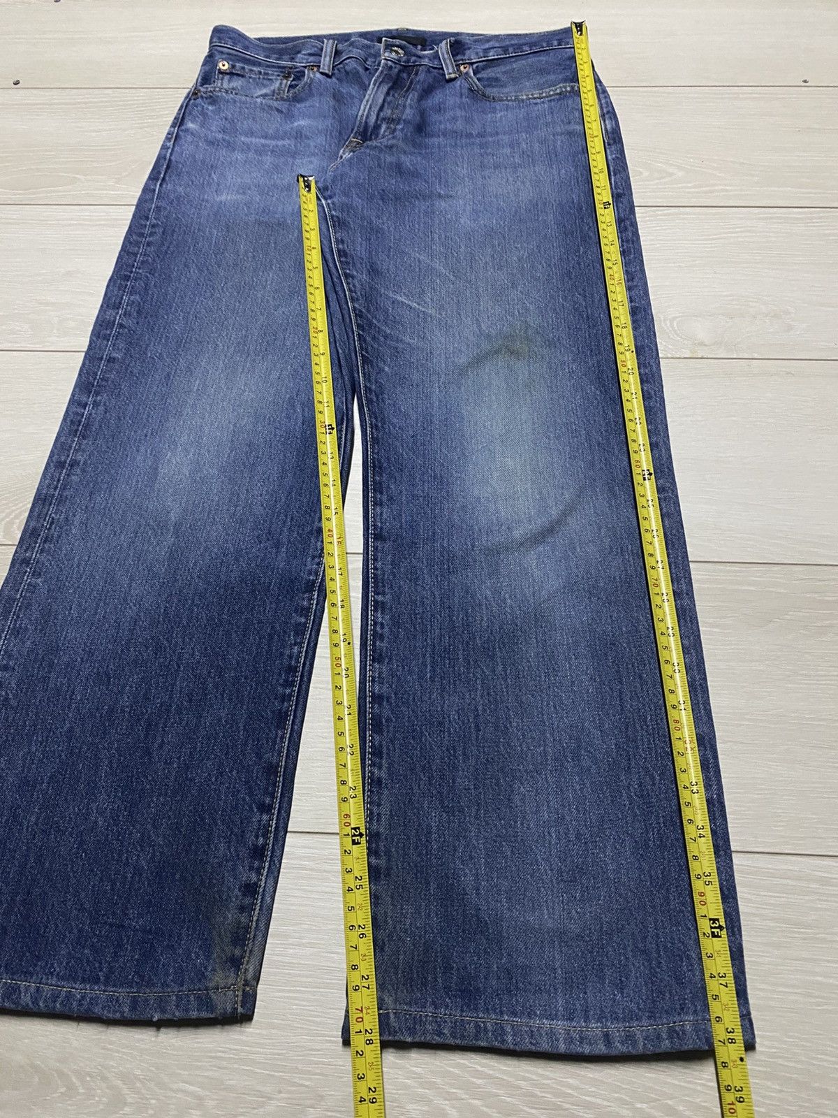 Uniqlo Vintage Japanese Brand Uniqlo Blue Wash Distressed Slim Jean Size US 33 - 13 Thumbnail