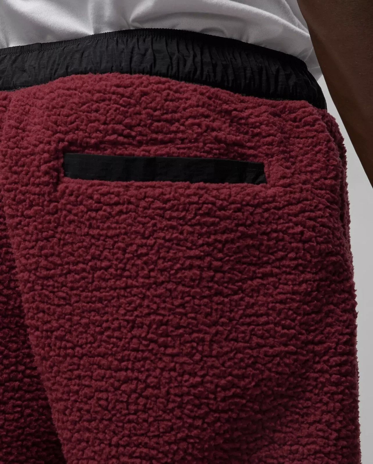 Jordan Brand Nike Air Jordan Joggers Winter Sherpa Pants Taper Pockets Size US 36 / EU 52 - 5 Thumbnail