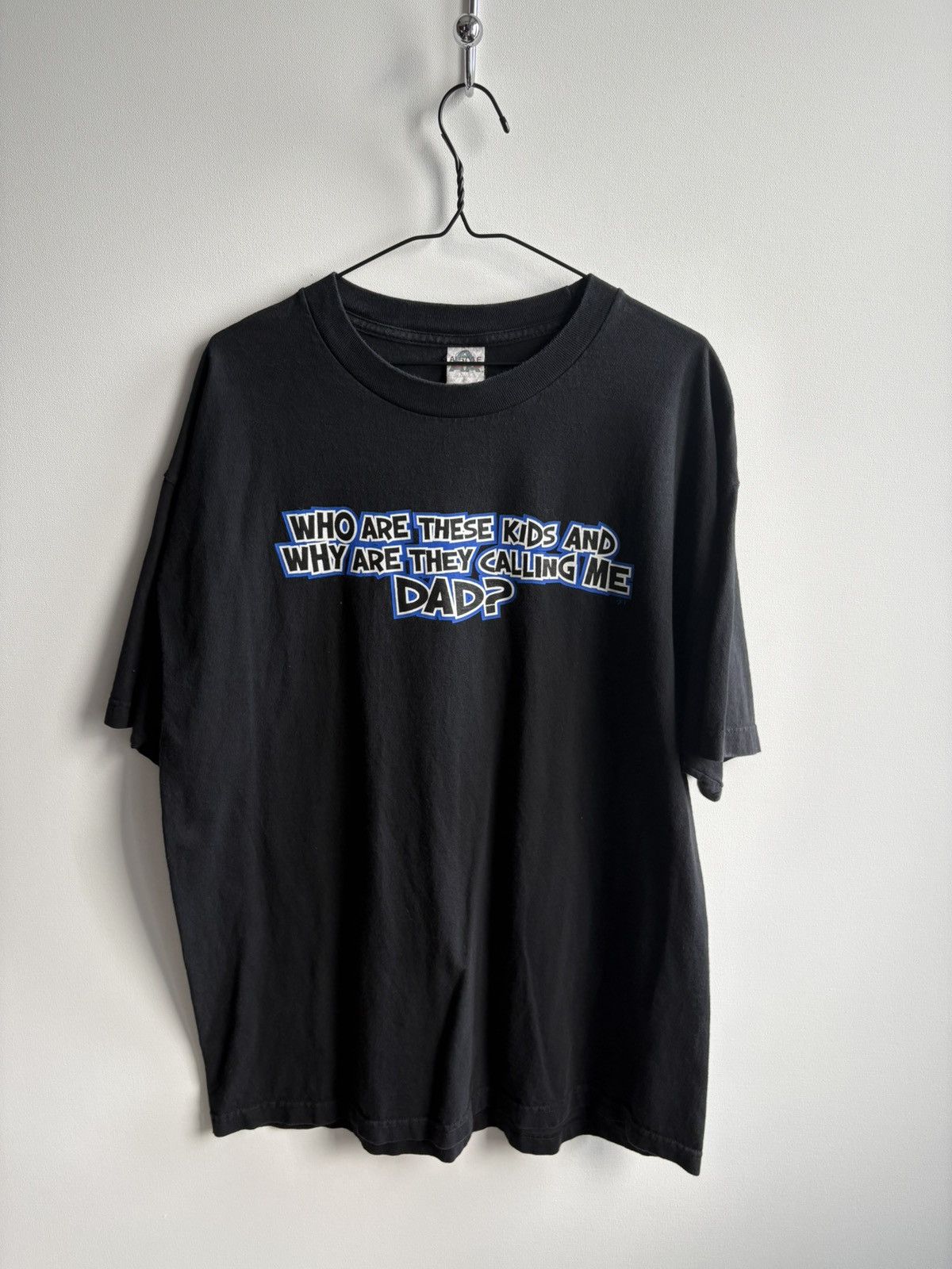 Vintage Vintage Humor Funny Faded Black Dad T-shirt Size US XL / EU 56 / 4 - 1 Thumbnail