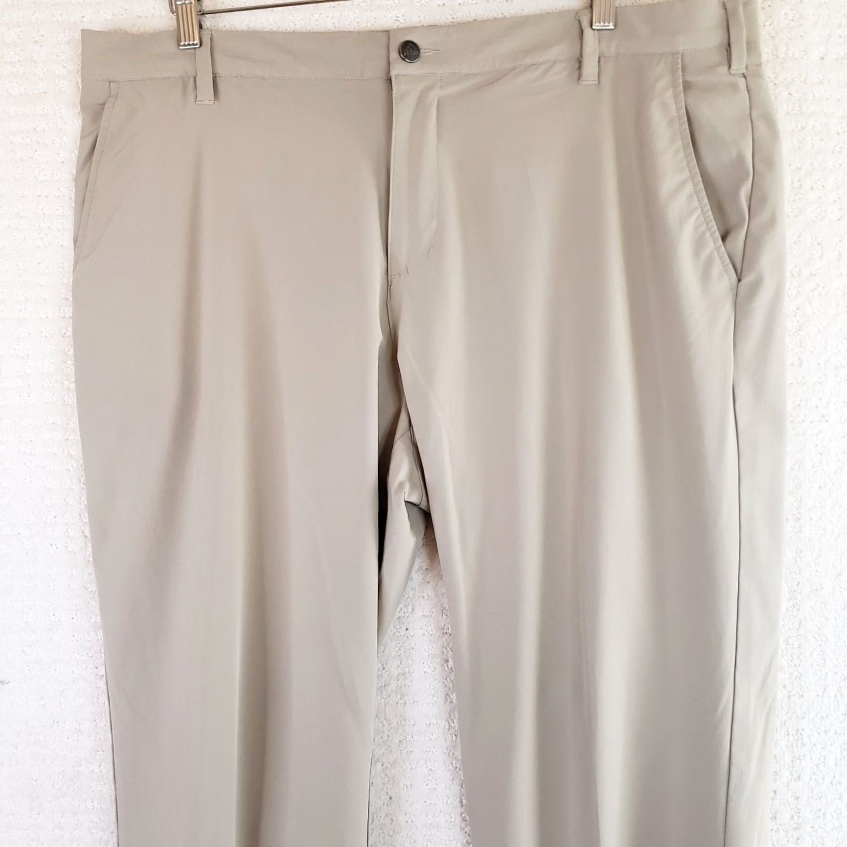 Adidas Adidas Golf Pants Mens 40x32 Khaki Beige Stretch Breathable Flex Chino Straight Pocket Logo 40 32 Regular Mens Size US 40 / EU 56 - 3 Thumbnail