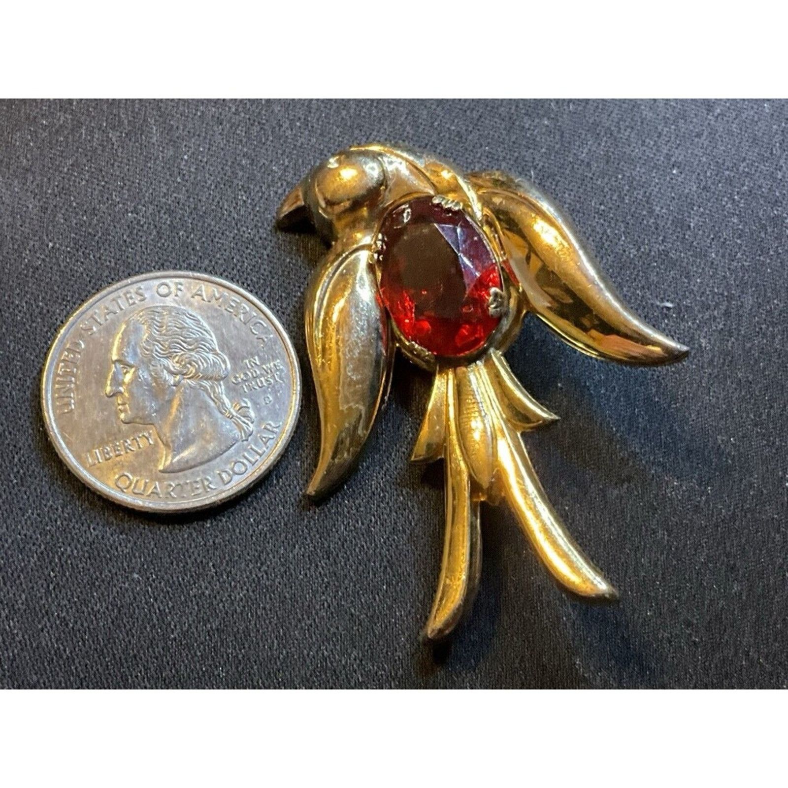 Other Coro Pegasus Red Jelly Belly Gilt Gold Tone Bird Brooch Size ONE SIZE - 5 Thumbnail