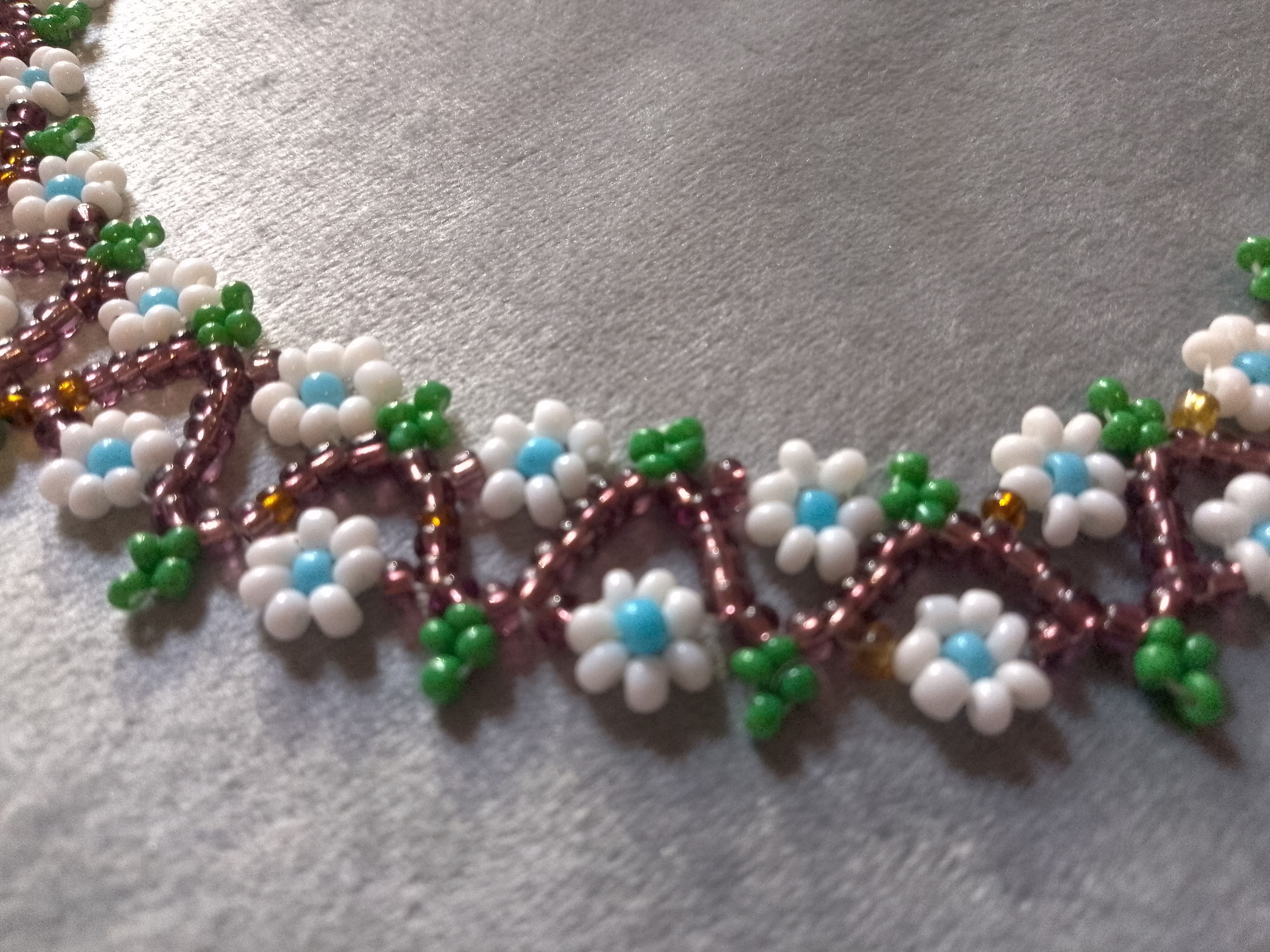 Handmade Necklace. Netted Beaded Flowers. Elegant. In glass Size ONE SIZE - 4 Thumbnail