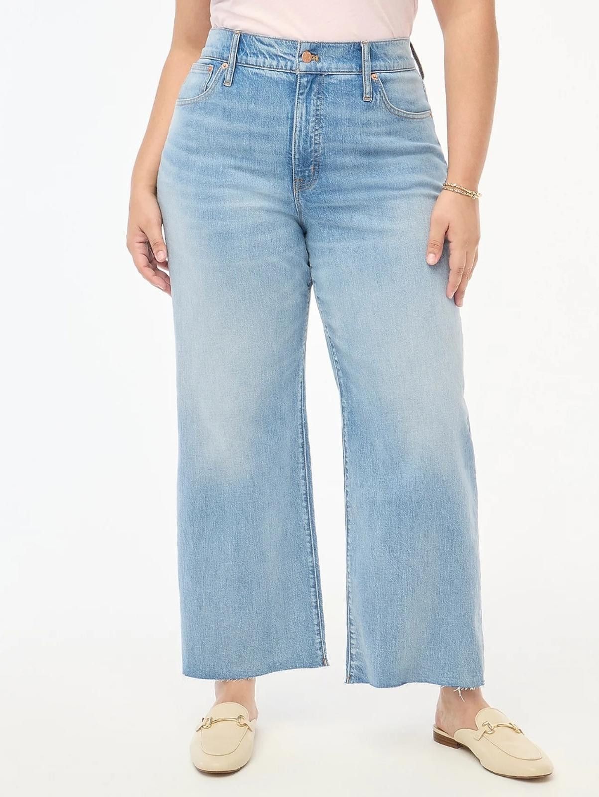 J.Crew J Crew Petite Wide-leg cropped jean in all-day stretch Size 32" / US 10 / IT 46 - 1 Thumbnail