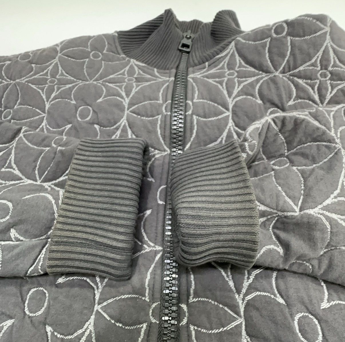 Louis Vuitton Louis Vuitton 21SS Nylon Monogram Flower Blouson jacket Size US S / EU 44-46 / 1 - 10 Thumbnail