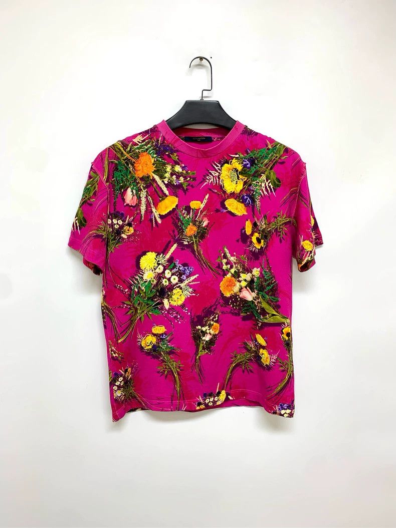 Louis Vuitton Louis Vuitton Full floral embroidered short sleeve T-shirt Size US S / EU 44-46 / 1 - 1 Thumbnail