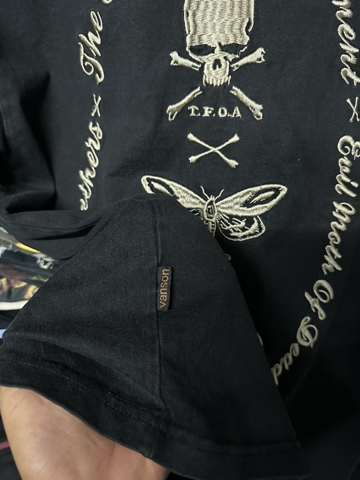 Japanese Brand × Vanson Leathers × Vintage Vintage Vanson Leather Skulls Embroidery Logo Faded Tee Size US M / EU 48-50 / 2 - 7 Thumbnail