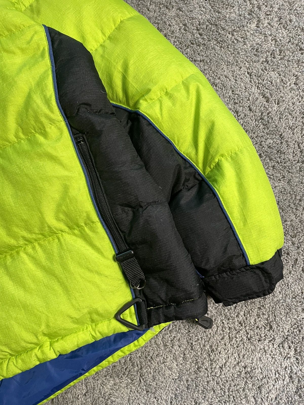 Nike ACG Vintage Nike ACG Green Neon Puffer Jacket Size US L / EU 52-54 / 3 - 5 Thumbnail