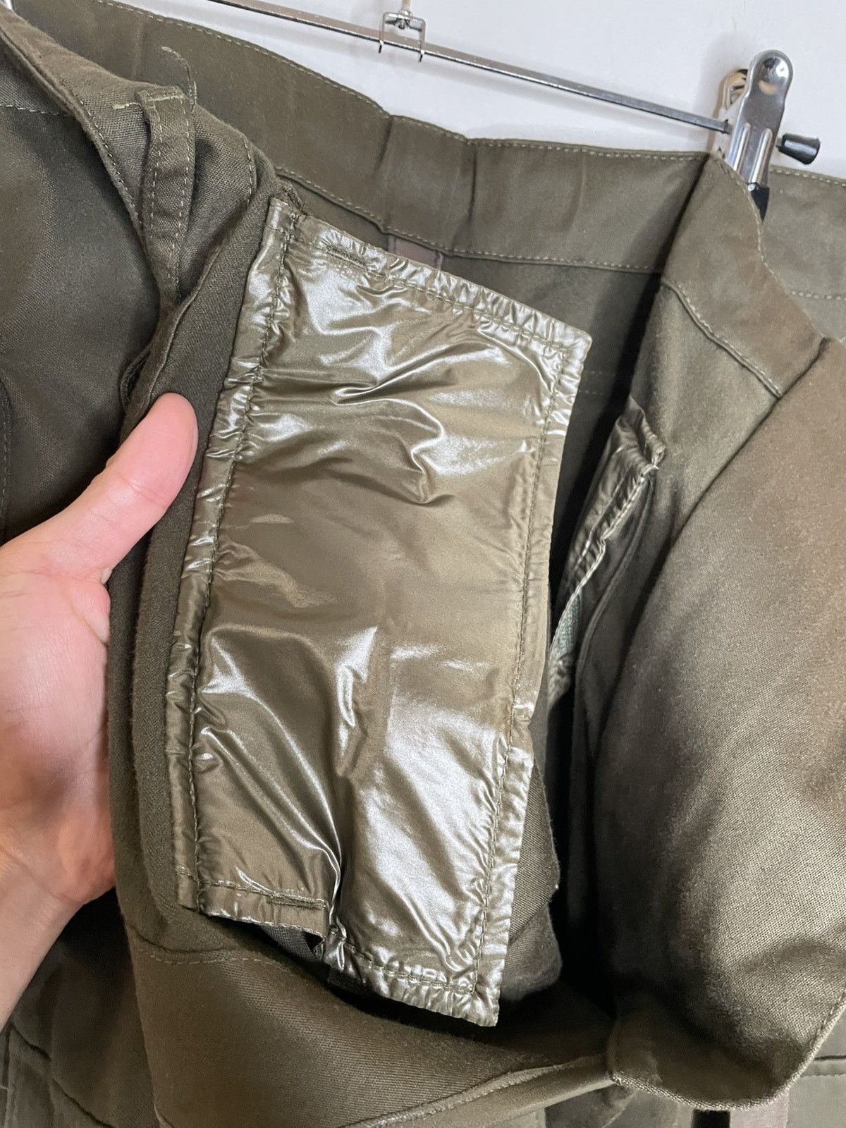 Takahiromiyashita The Soloist. Takahiromiyashita The Soloist AW17 Military Bag Cargo Pant Size US 40 / EU 56 - 7 Thumbnail
