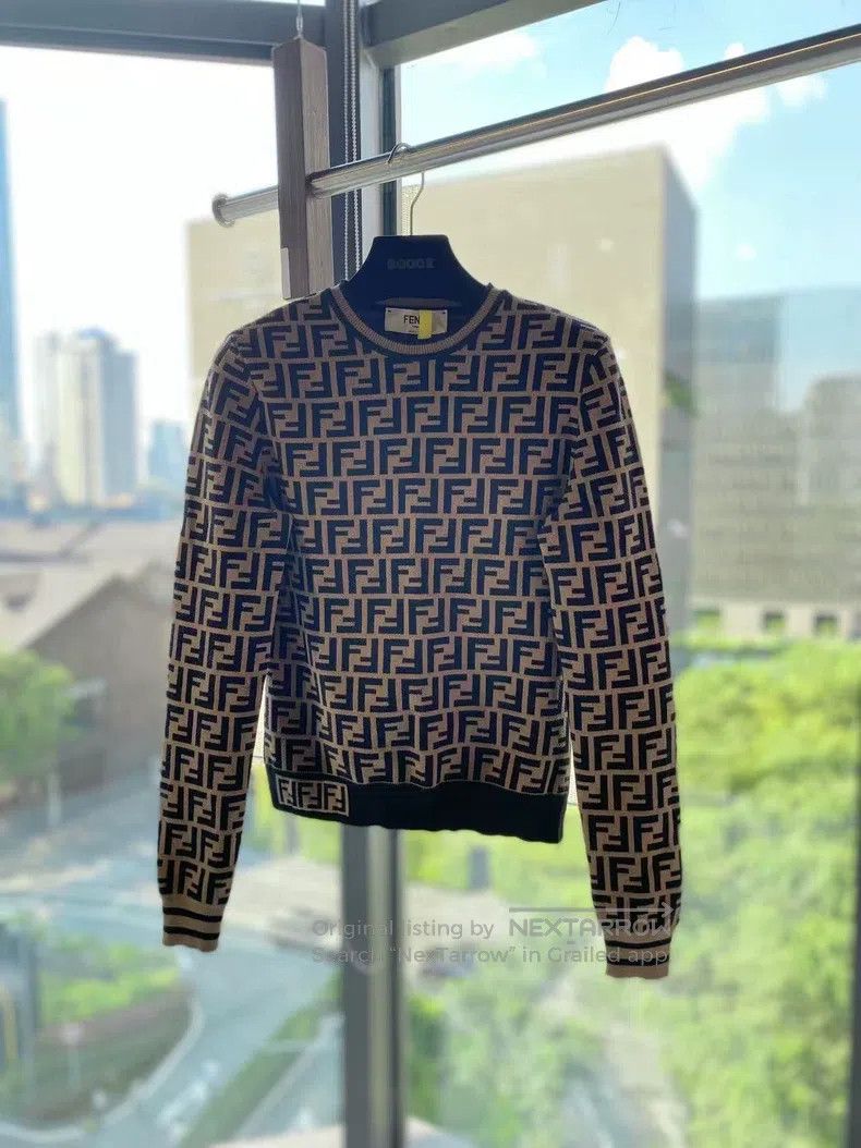 Fendi Fendi Viscose Fiber Camouflage Full Print Knit Top Size XS / US 0-2 / IT 36-38 - 1 Thumbnail
