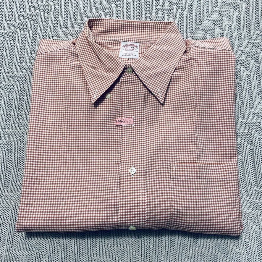 Brooks Brothers Brooks Brothers red micro plaid button down Size US L / EU 52-54 / 3 - 1 Thumbnail
