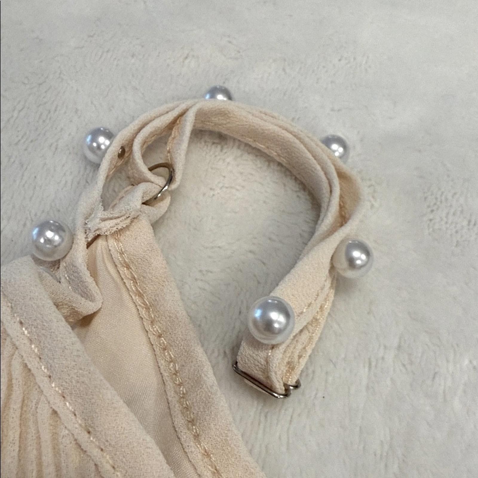 The Unbranded Brand Cream dressy tank top pearl embellishment Plus SZ 2XL Size ONE SIZE - 2 Thumbnail