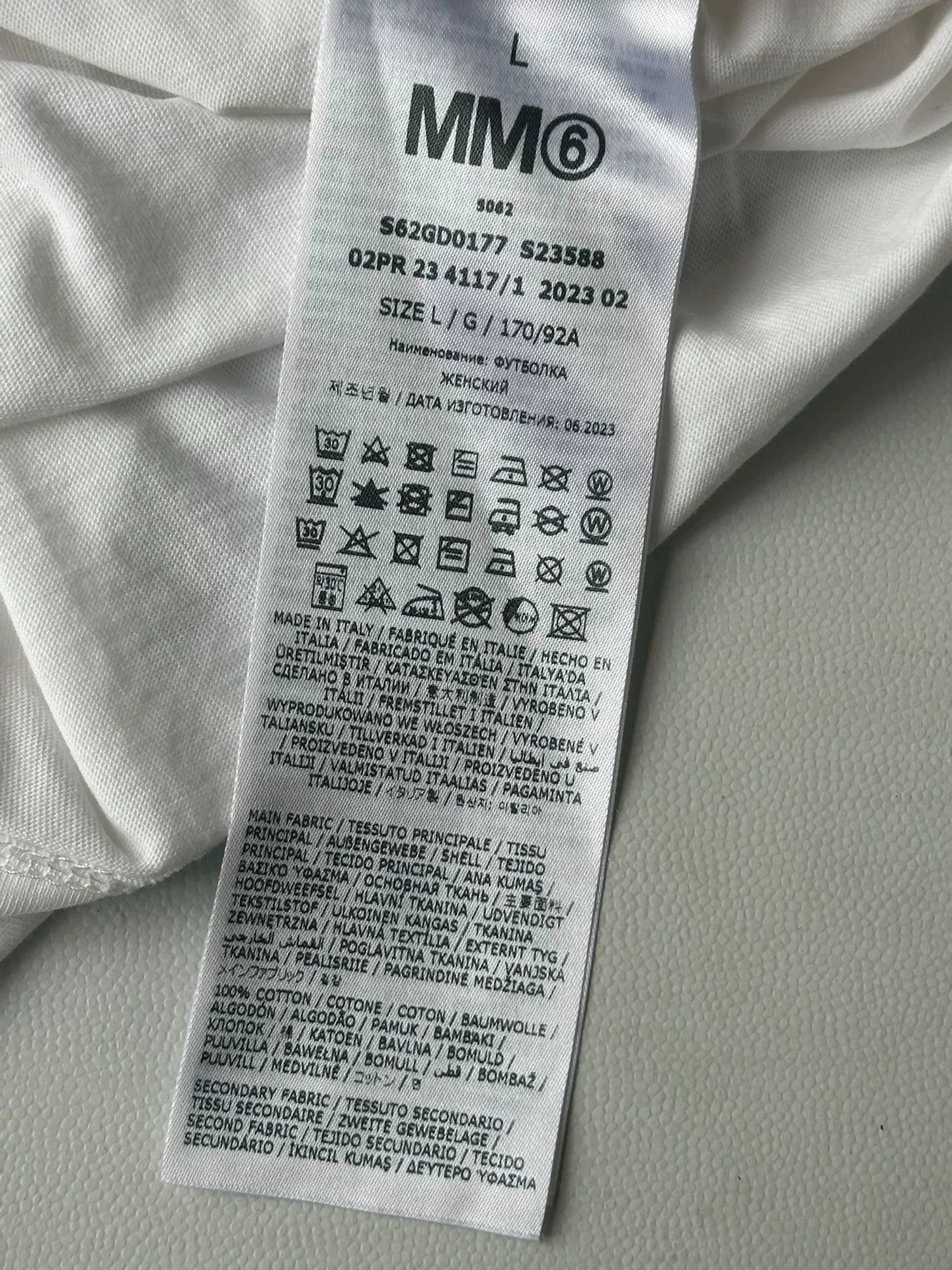 Maison Margiela Maison Margiela Number Short-Sleeve Tee Size US L / EU 52-54 / 3 - 3 Thumbnail