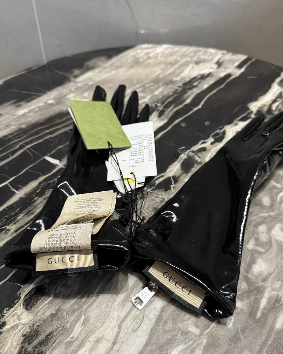 Gucci Shiny lycra gloves in black Size ONE SIZE - 4 Thumbnail