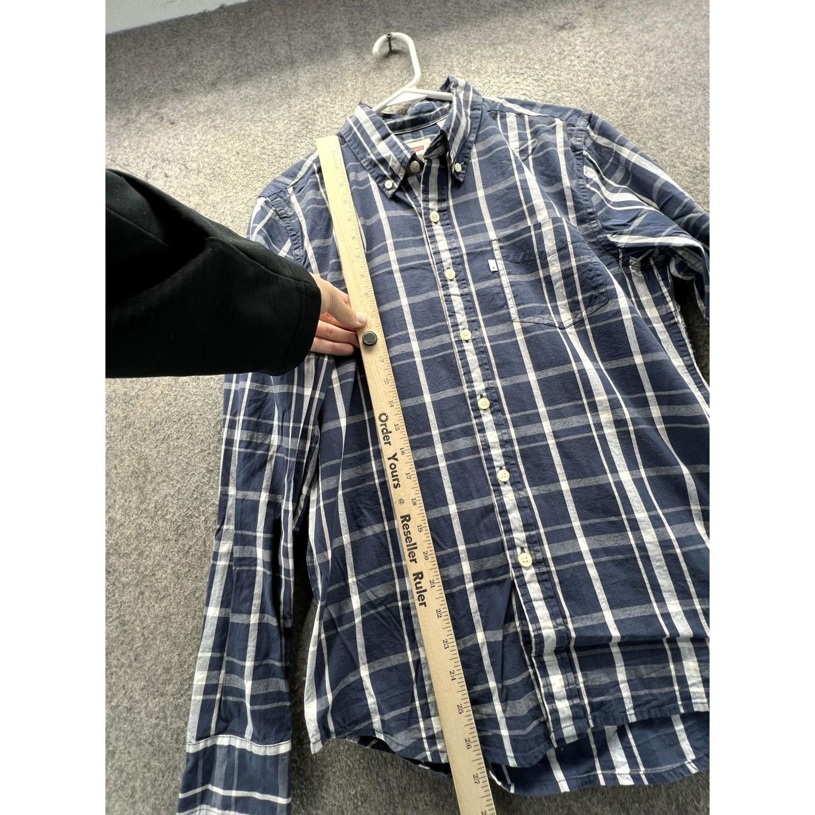 Levi's Levi's Shirt Mens Small Blue Plaid Long Sleeve Button Front Casual Woven Oxford Shirt Men S Blue Plaid Button-Up Shirt Mens Small Casual Fall Size US S / EU 44-46 / 1 - 4 Thumbnail