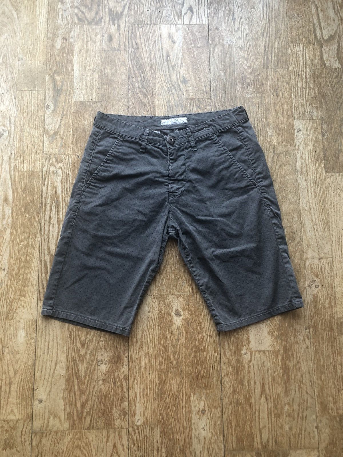 Liu Jo × Vintage LIU-JO CLASSIC VINTAGE QUALITY LIGHT SHORTS Size US 29 - 1 Thumbnail