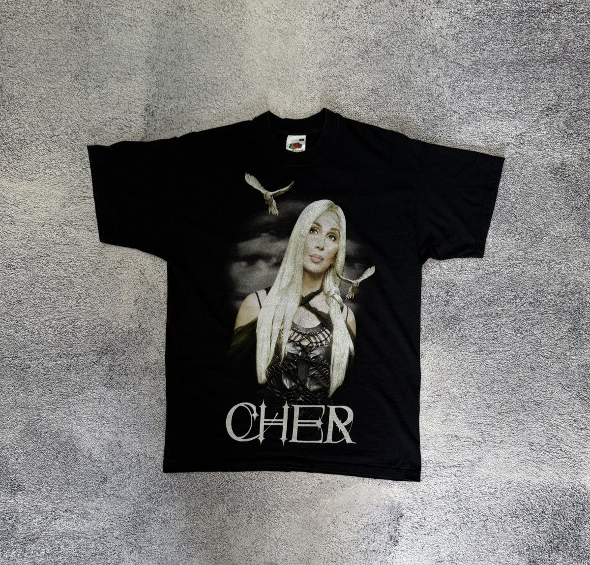 Band Tees Cher 2004 Farewell Tour T-Shirt Vintage Concert Band Tee M Size US M / EU 48-50 / 2 - 1 Thumbnail