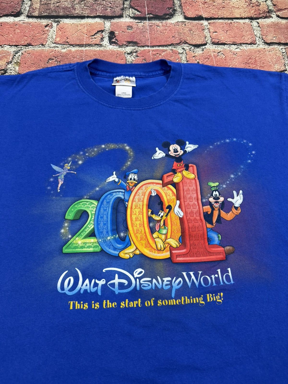 Disney Vintage Walt Disney World Tee 2001 Mickey Goofy Pluto Donald Size US L / EU 52-54 / 3 - 4 Thumbnail