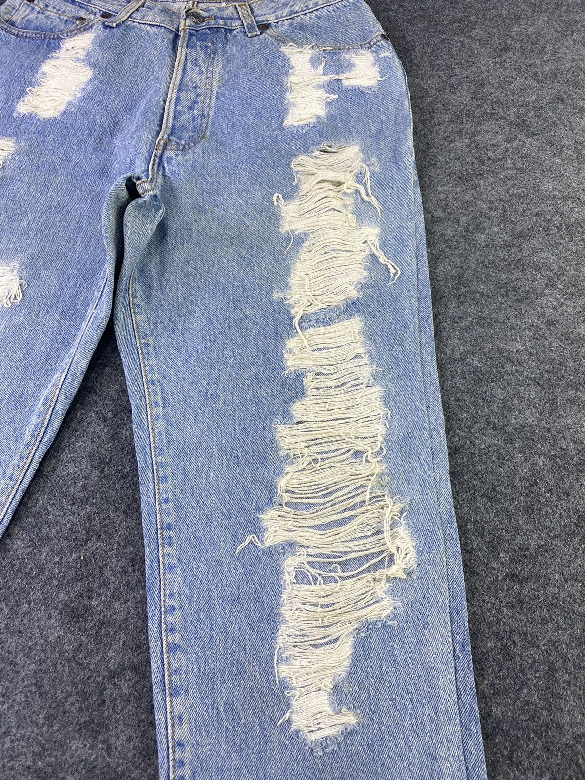 Jean × Levi's × Vintage Vintage Levis Distress Jeans - J914 Size 29" - 14 Thumbnail