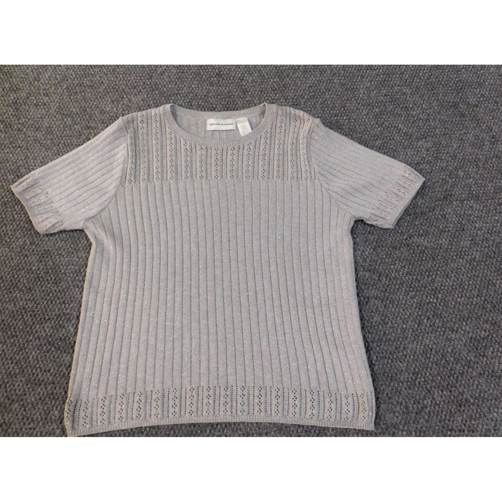 Vintage Alfred Dunner Blouse Shirt Womens Medium Gray Crew Neck Knit Stretch Metallic Pocket Short Sleeve Size M / US 6-8 / IT 42-44 - 2 Thumbnail