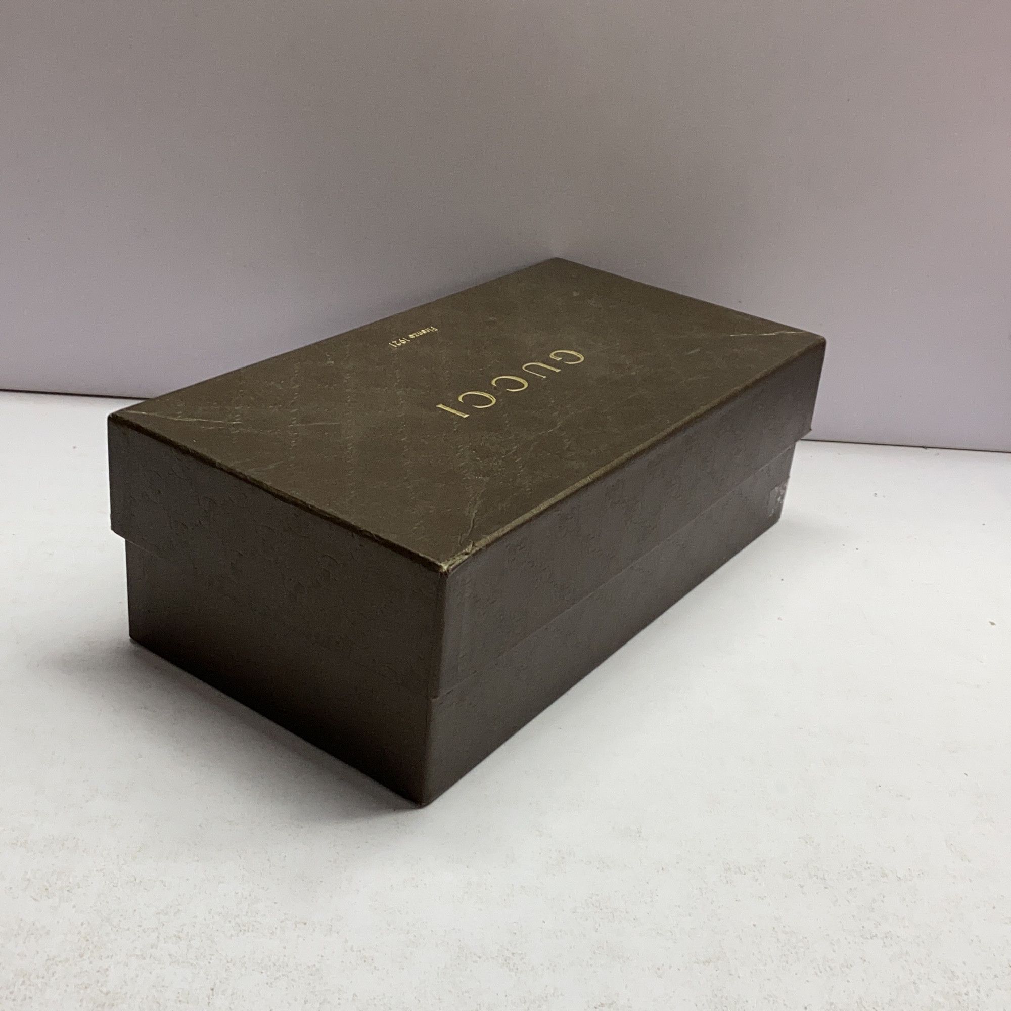 Gucci Gucci Leather Fashion SlipOn Sneakers Plum-2506 Size US 5.5 / EU 38 - 1 Thumbnail