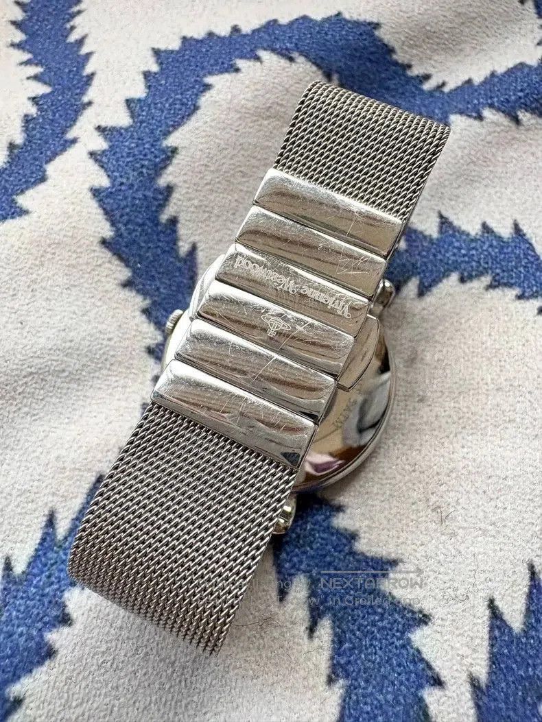 Vivienne Westwood Vivienne Westwood Silver Saturn Watch. Size ONE SIZE - 3 Thumbnail