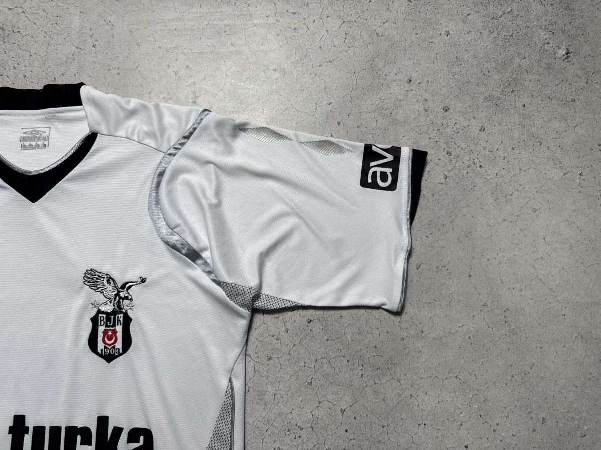 Umbro Umbro FC Besiktas 2008/2009 Vintage Soccer Jersey Size US L / EU 52-54 / 3 - 5 Thumbnail
