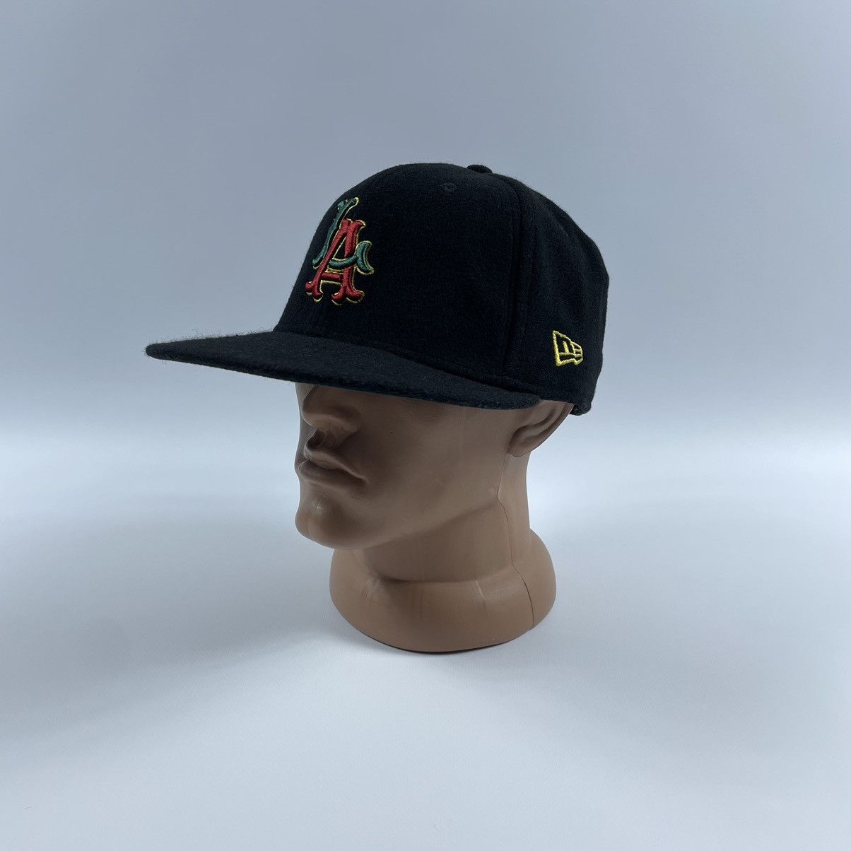 New Era × Vintage Los Angeles New Era wool cap LA SnapBack Size ONE SIZE - 1 Thumbnail