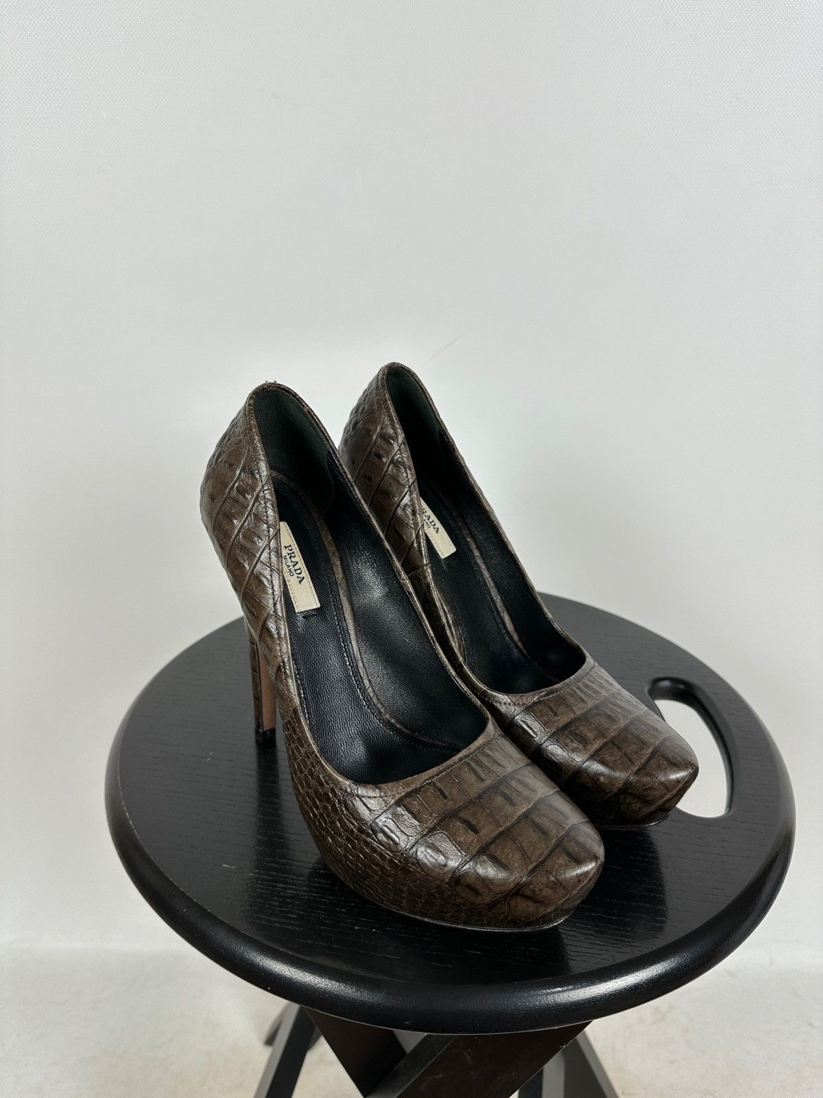 Prada Prada Crocodile Brown Leather Heels Pumps Size US 8.5 / IT 38.5 - 8 Thumbnail