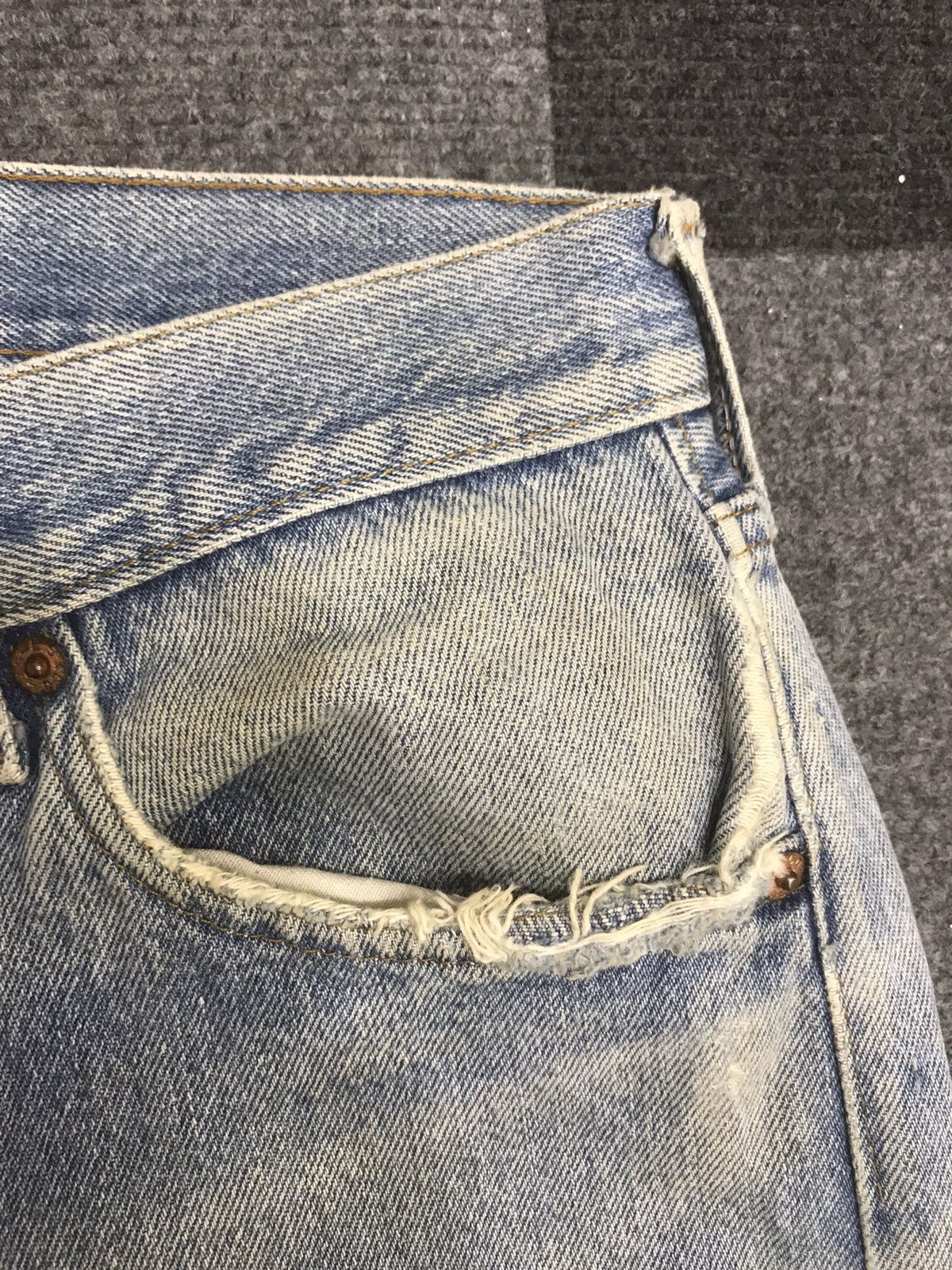 Levi's Vintage Levis 501 Light wash Distressed Jeans Size US 30 / EU 46 - 12 Thumbnail