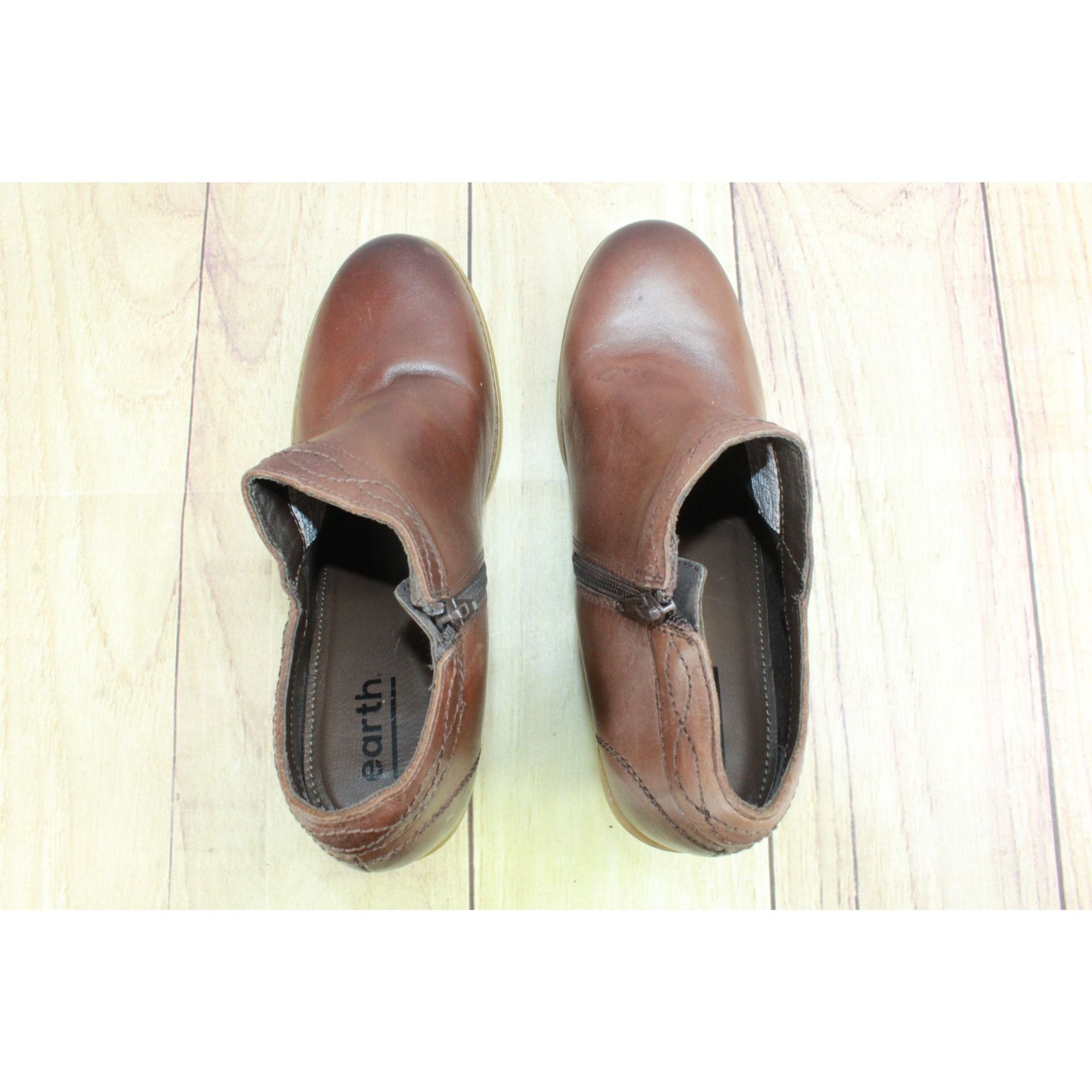 Other Earth Side Zip Notched Heel Brown Leather Ankle Bootie Women Size US 9.5 / IT 39.5 - 6 Thumbnail