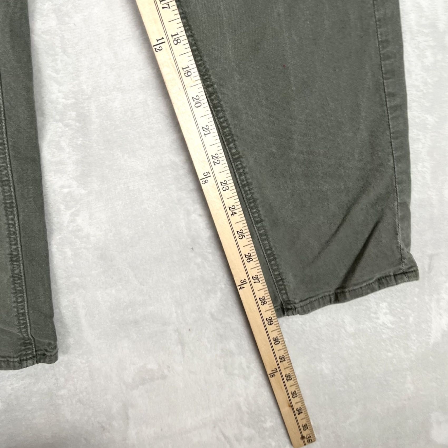 American Eagle Outfitters American Eagle Outfitters Cargo Pants Womens 00 Green Straight Leg Stretch Size 24" / US 00 / IT 34 - 2 Thumbnail