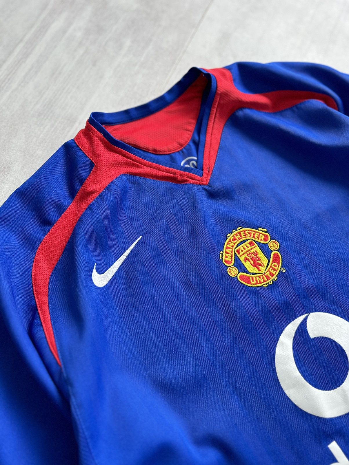 Nike Manchester United Nike 2005-06 Away Soccer Jersey Shirt Size US M / EU 48-50 / 2 - 4 Thumbnail