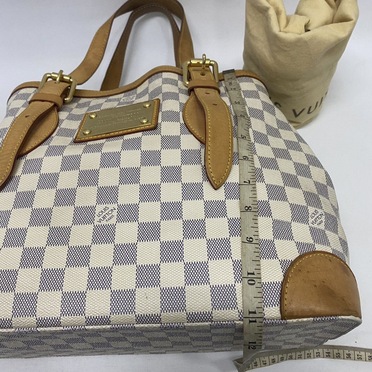 Louis Vuitton AUTHENTIC LOUIS VUITTON DAMIER AZUR HAMPSTEAD MM TOTE BAG Size ONE SIZE - 21 Thumbnail