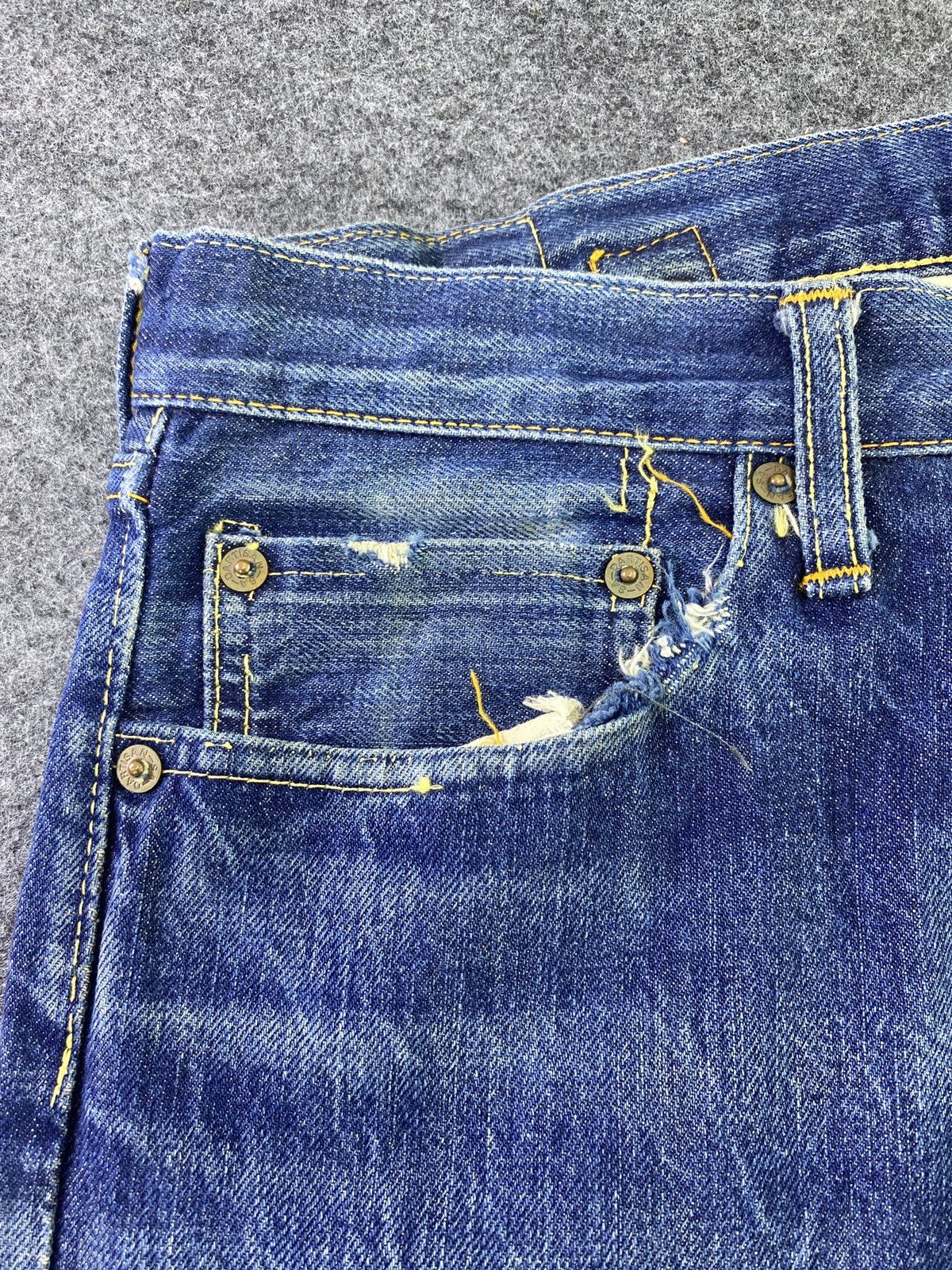 Japanese Brand Studio D Artisan Buckle Back Selvedge Jeans - J880 Size US 29 - 12 Thumbnail