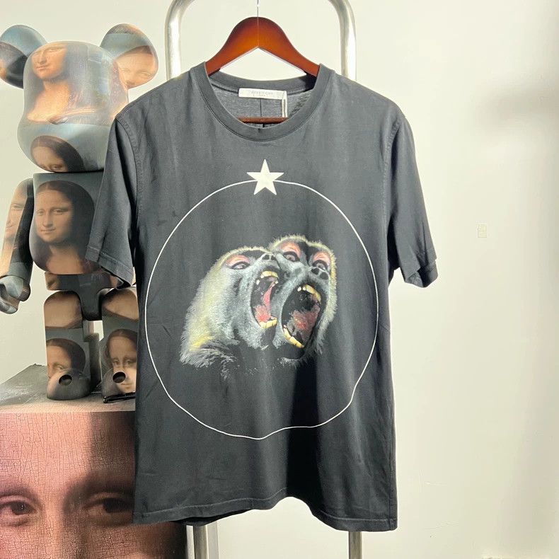 Givenchy Givenchy Monkey Print Short Sleeve T-Shirt - dmc Size US L / EU 52-54 / 3 - 1 Thumbnail