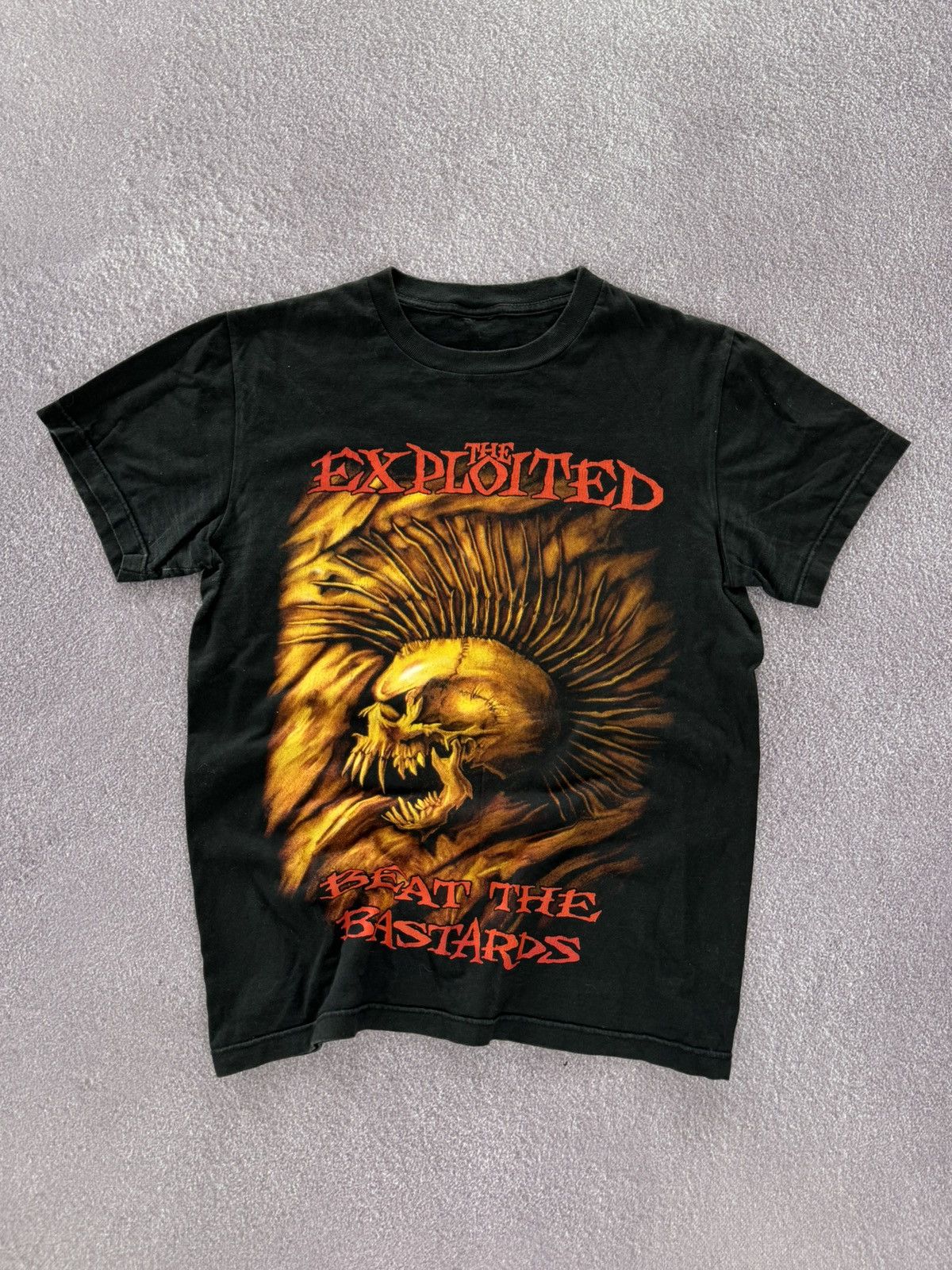 Band Tees The Exploited total chaos 90s t shirt Size US L / EU 52-54 / 3 - 1 Thumbnail