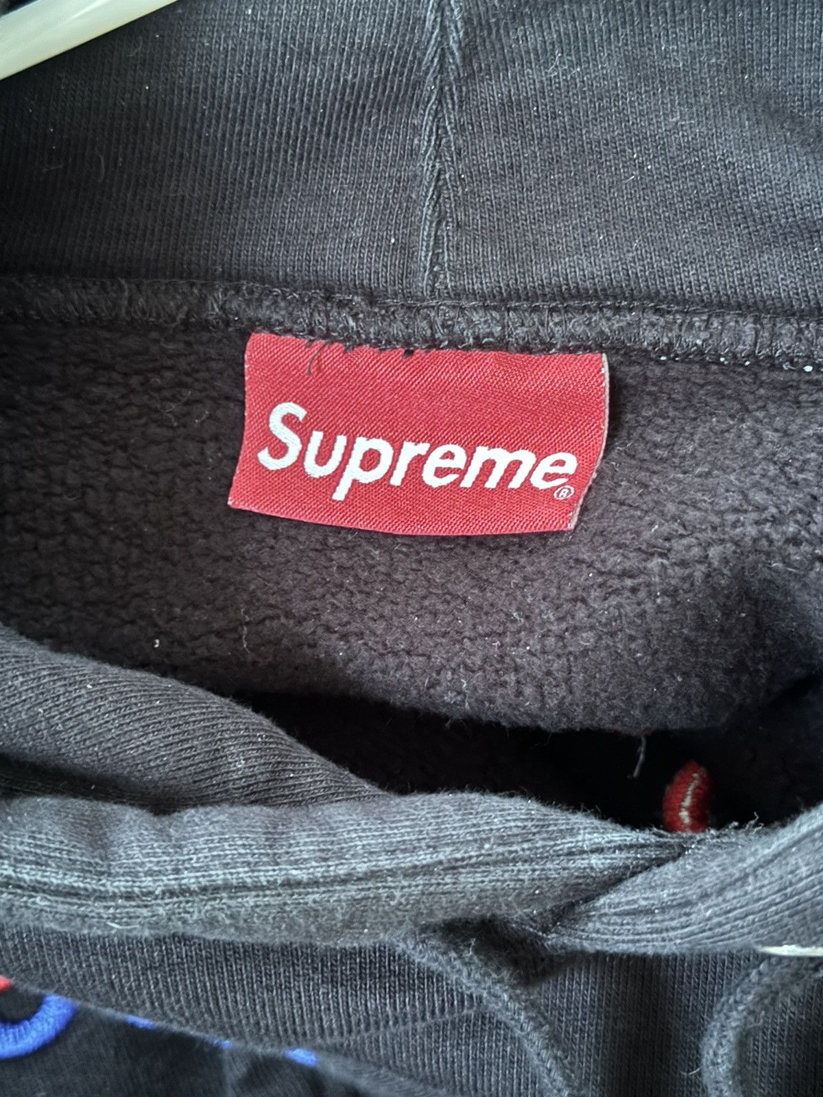 Supreme SUPREME EMBROIDERED S HOODED SWEATSHIRT BLACK Size US XL / EU 56 / 4 - 3 Thumbnail